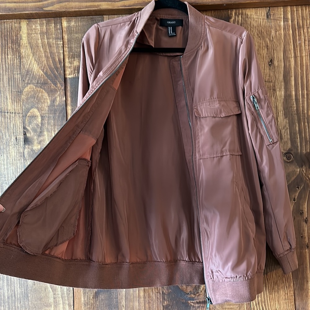 Bomber jacket - Picture 7 of 8